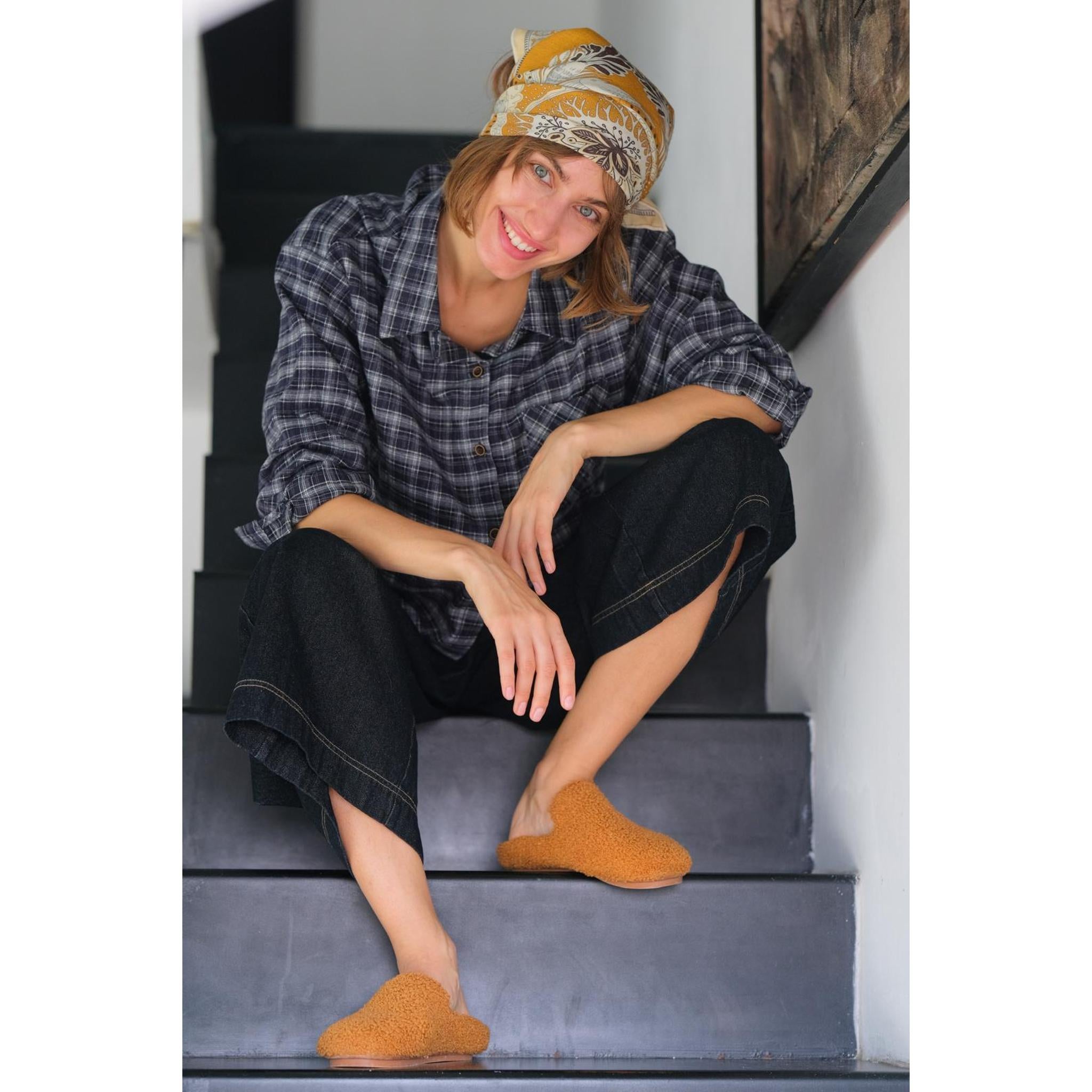KUSH CARAMEL Slippers – Freedom Moses
